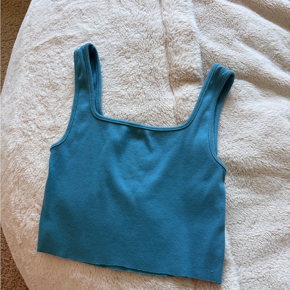 Tank Top! - Picture 4 of 5